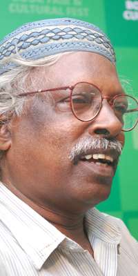 D. Vinayachandran, Indian Malayalam poet., dies at age 66